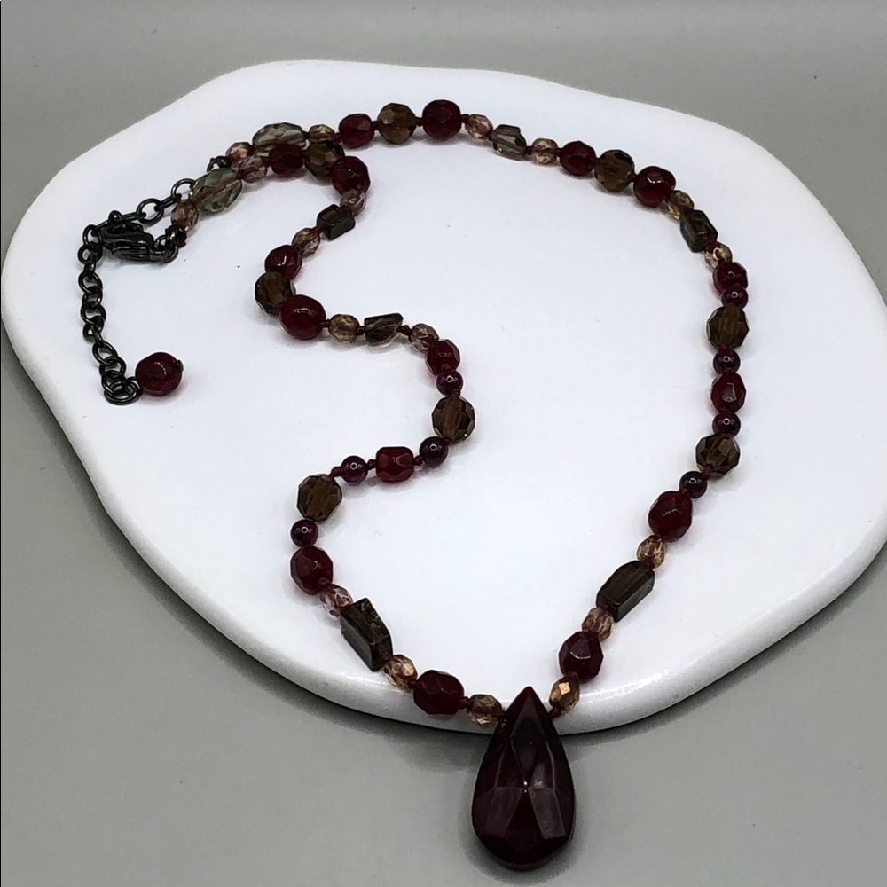 Dark romantic faux ruby glass bead blood red tear drop pendant necklace beaded.